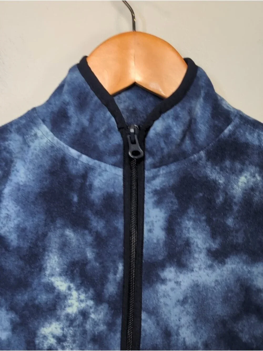 OshKosh Bgosh Boys Blue Tie Dye Fleece Jacket Size 12 Full Zip Mock Neck Sweater